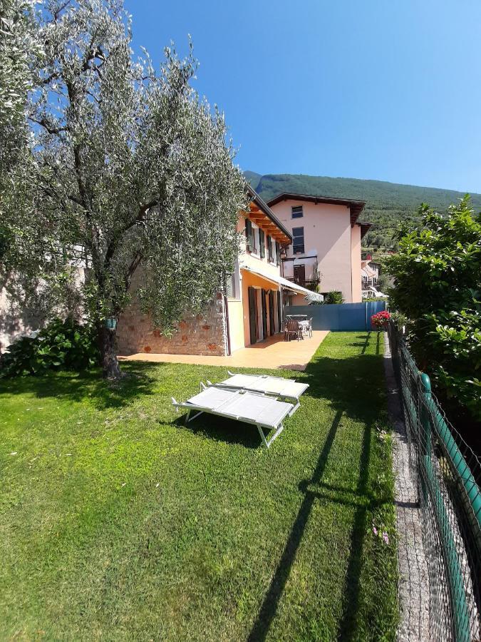 Apartment Maria Brenzone sul Garda Exterior photo